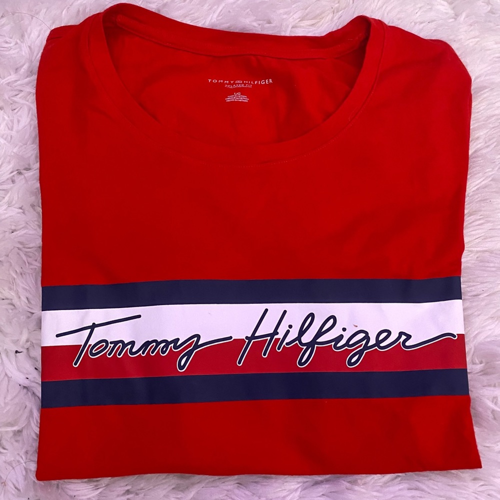 Tommy Hilfiger Red T-Shirt Large